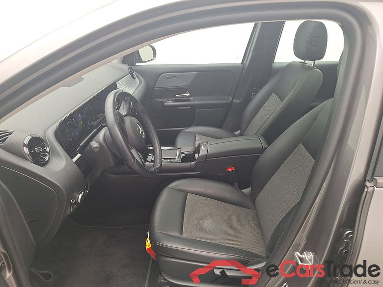 Mercedes, GLA '20, Mercedes-Benz GLA GLA 200 d Business Solution 5d #3