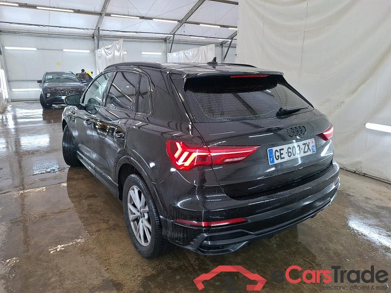 AUDI Q3 / 2018 / 5P / SUV 35 TFSI 150 MHEV S TRONIC S LINE #2
