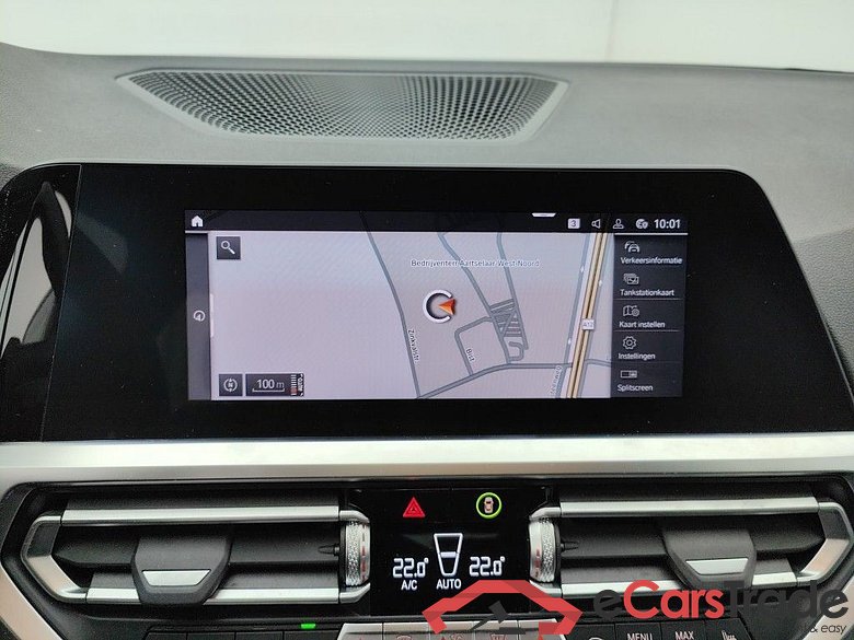 BMW 3 Reeks Touring 318dA (100 kW) 5d #6