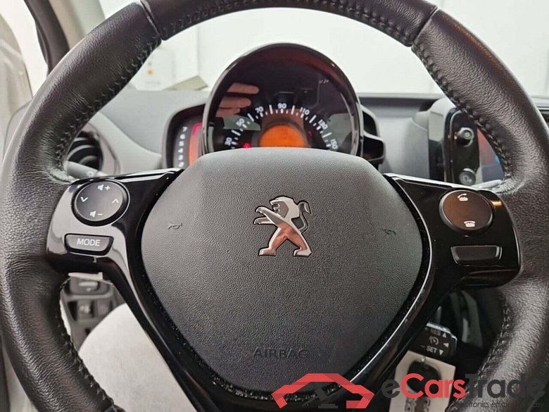 PEUGEOT 108 1.0 e-VTi Allure #6