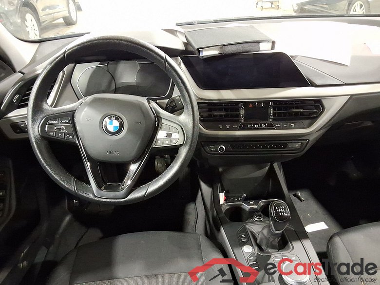 BMW 118i LED-Xenon Navi KeylessGo Klima PDC ... #5