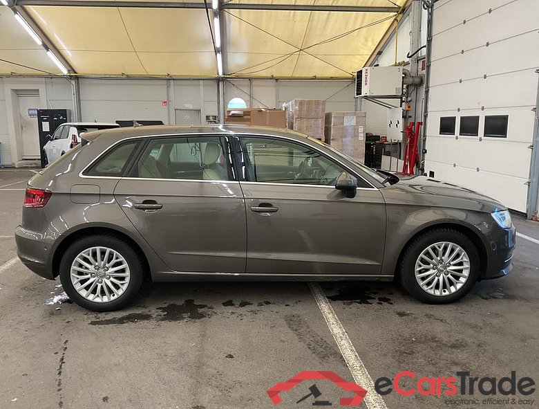 AUDI A3 Sportback Audi A3 Sportback Ambiente 1.6 TDI  81(110) kW(ch) S tronic #3