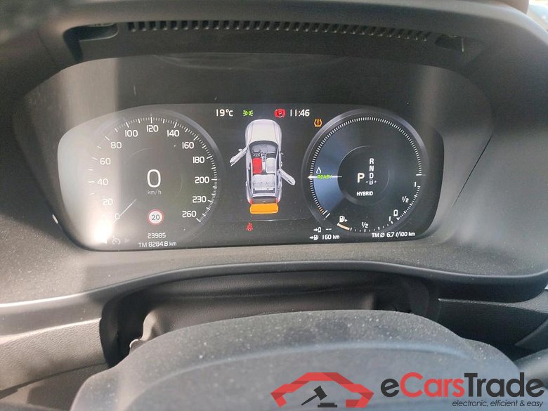 VOLVO XC40 / 2017 / 5P / todoterreno 1.5 T4 Twin Recharge Inscription Ex Auto #4