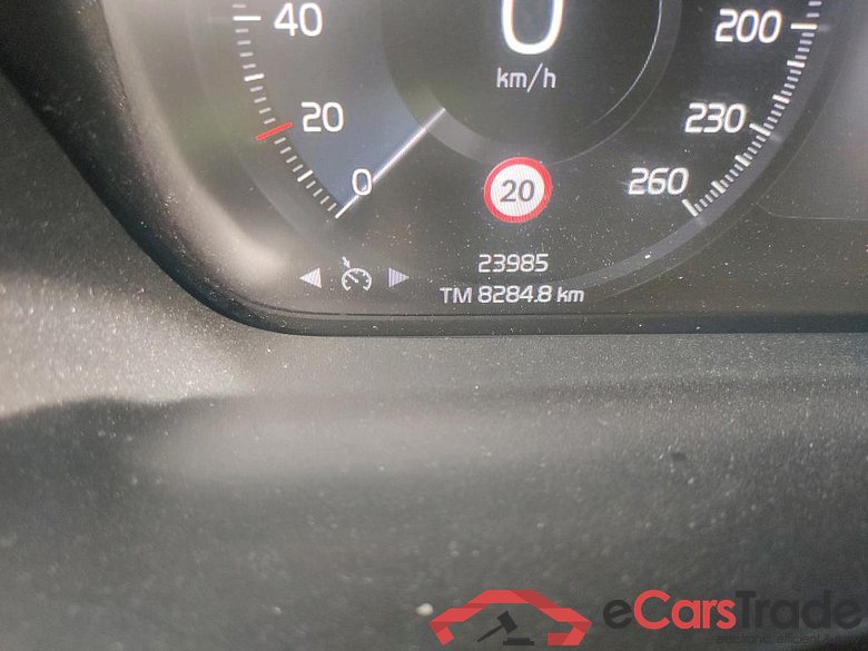 VOLVO XC40 / 2017 / 5P / todoterreno 1.5 T4 Twin Recharge Inscription Ex Auto #5