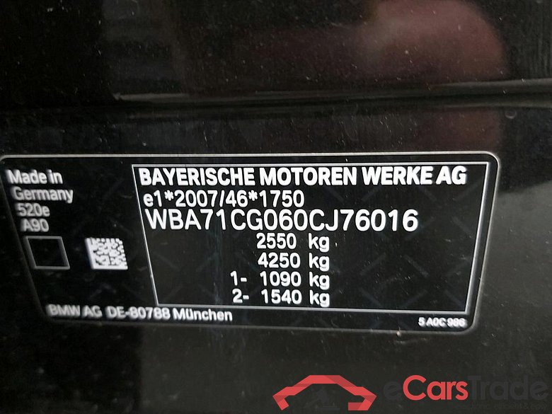 BMW - BMW 5 TOURING 520e 204PK Business Edition With Dakota Leather & Travel Pack & Head Up & Parking Assistant Plus & Sunroof   * HYBRID * #6