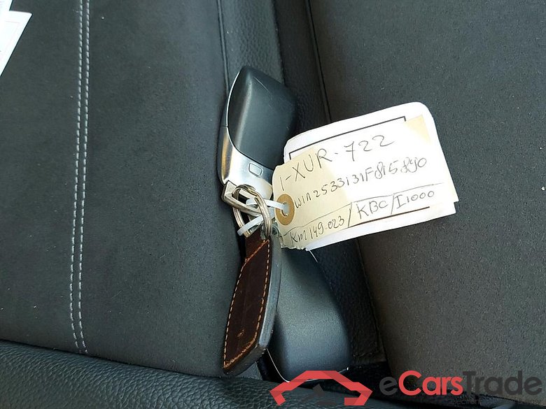 MERCEDES - MER GLC COUPE GLC 200 d 163PK DCT  Business Solution AMG Line & Night   ***   ONLY START BATTERY OUT   *** #4