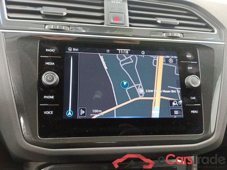 VOLKSWAGEN TIGUAN DIESEL - 2021 2.0 TDI 150 SCR Elegance BMT DSG 5d #3