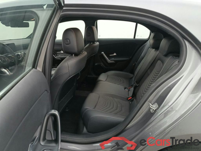 Mercedes-Benz Classe A A 180 Business Line 5d #2