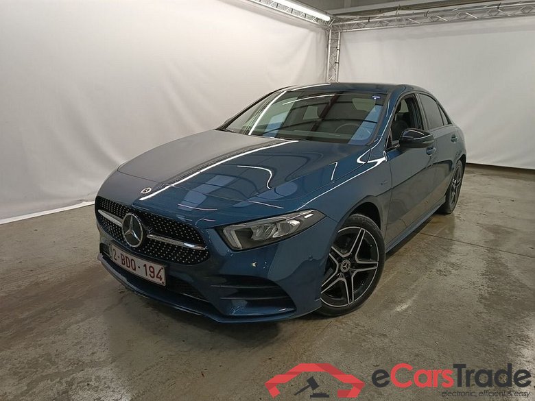 Mercedes-Benz A-Klasse Limousine A 250e Business Solution 4d #1