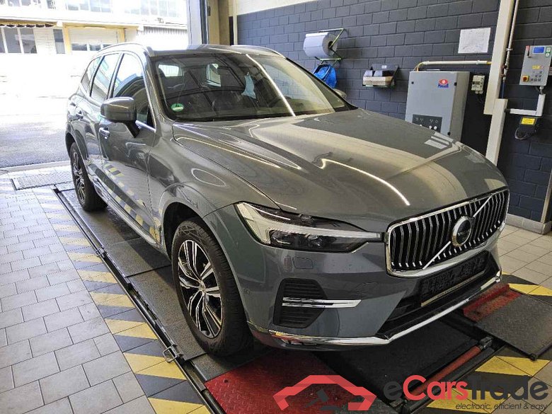 Volvo XC60 (03.2017->) DE - SUV5 B5 (Benzin) 2WD EU6d, Inscription Mild-Hybrid (EURO 6d), (Facelift) 20 #2