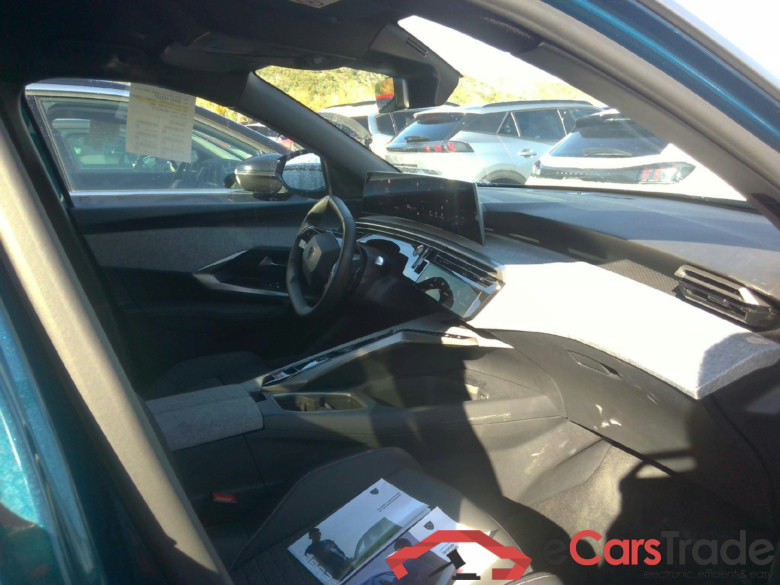 Peugeot 3008 Allure Hybrid 136 e-DCS6 #3