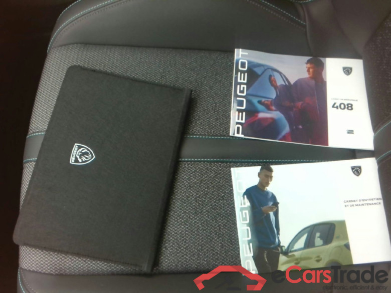 Peugeot 408 Allure Hybrid 136 e-DCS6 #6