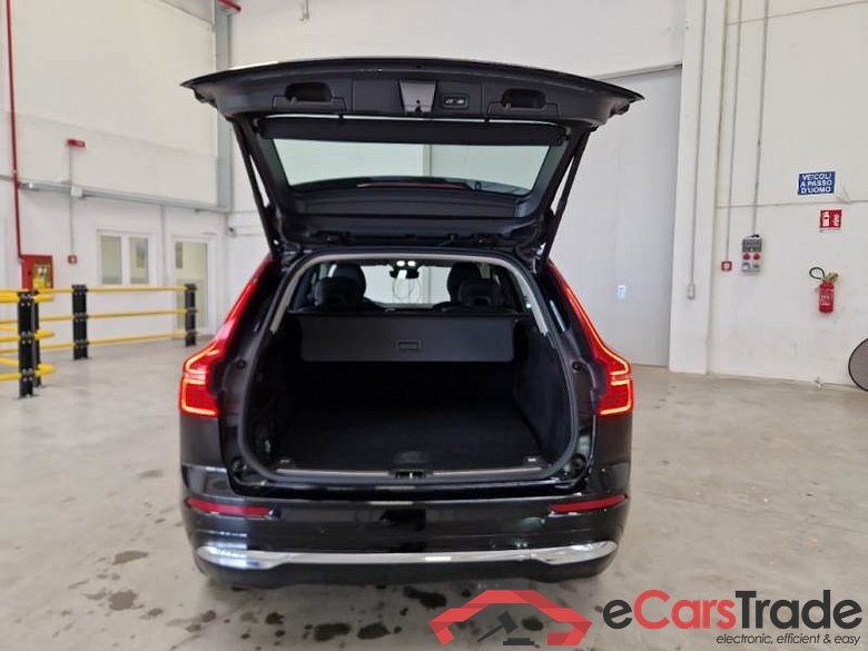 VOLVO XC60 / 2021 / 5P / SUV T6 PLUG-IN AWD AUTO RECHARGE INS. EXP #5