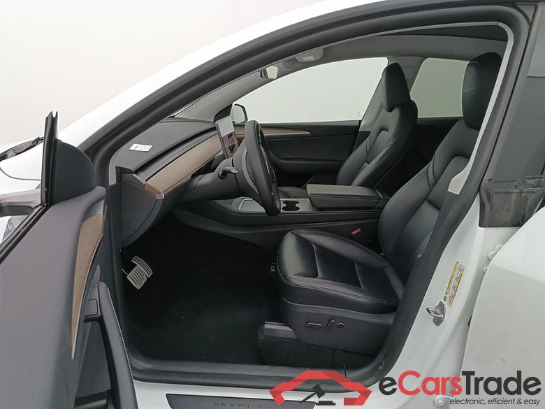 TESLA MODEL Y 72.5 kWh Dual Motor Performance (377 kW) 5d #3