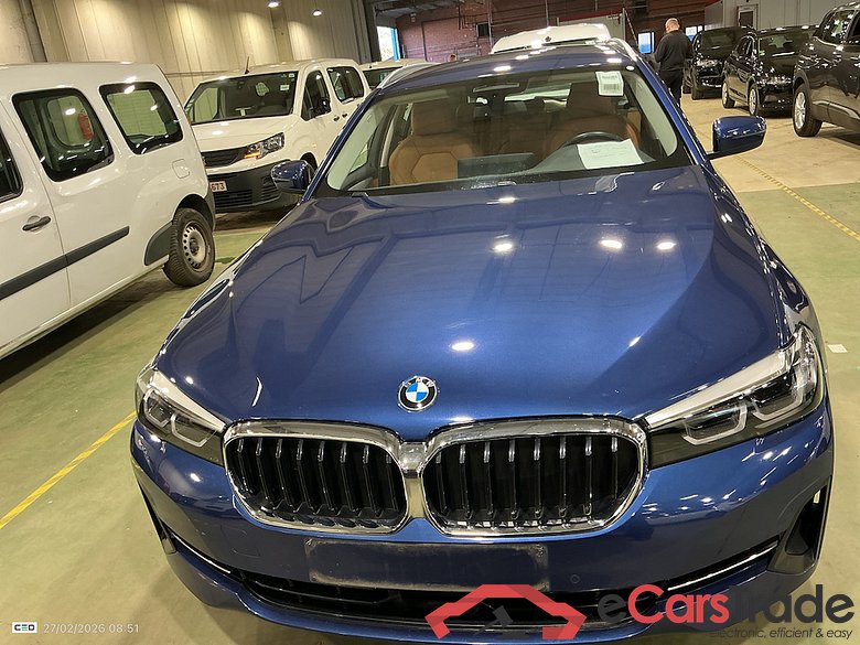 BMW 5 SERIES TOURING 2.0 520D 120KW TOURING AUTO #2