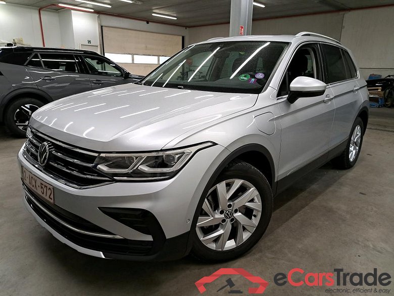 Volkswagen Tiguan 1.4 TSI eHybrid Elegance Aut. Pano LED-Matrix Virtual ACC Navi Alcantara KeylessGo Klima PDC ... #1