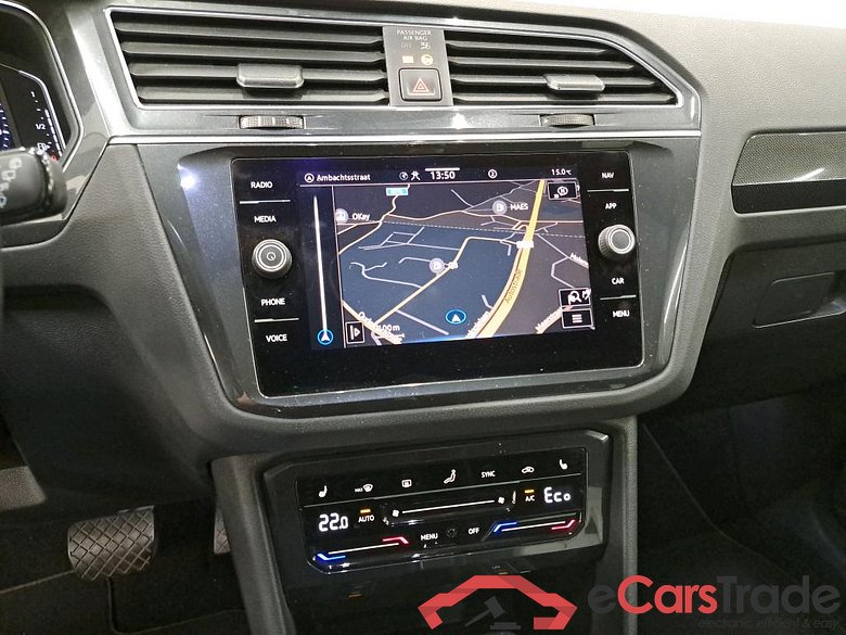 Volkswagen Tiguan 1.4 TSI eHybrid Elegance Aut. Pano LED-Matrix Virtual ACC Navi Alcantara KeylessGo Klima PDC ... #4