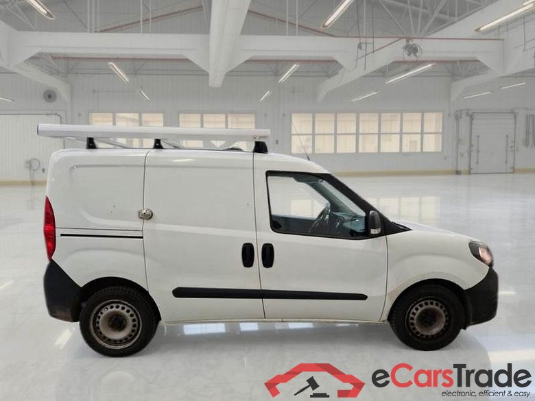 FIAT DOBLÒ CARGO / 2014 / 3P / VETT. FURGONATA CH1 BUSINESS 1.6 MJET 105CV E6D SeS #6