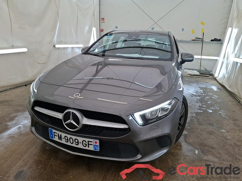 MERCEDES-BENZ Classe A Compact / 2018 / 5P / Berline A 180 Style Line #1
