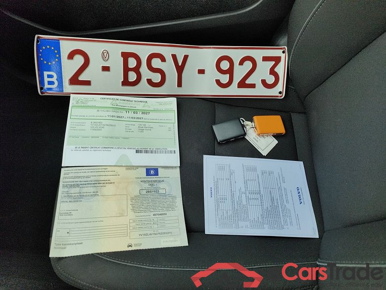 Volvo XC40 T2 Momentum Pro 5d #4