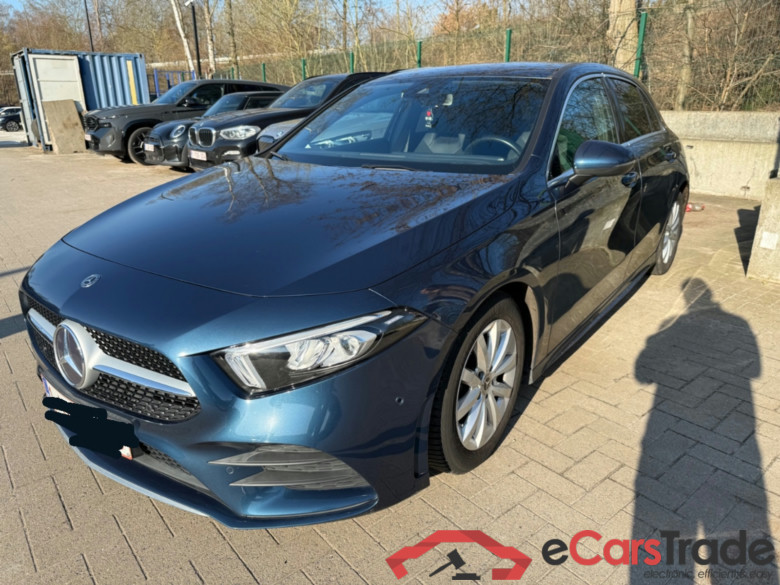 Mercedes A 180d AMG Aut. LED-Xenon Widescreen Navi 1/2 Sport-Leather-Alcantara KeylessGo Camera Klima PDC ... #1