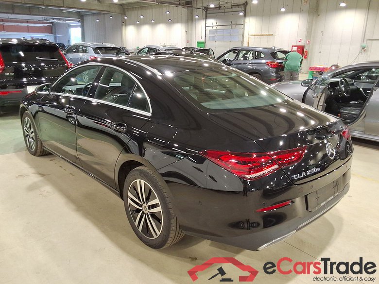 MERCEDES-BENZ CLA 1.3 CLA 250 E BUSINESS SOLUTION DCT #2