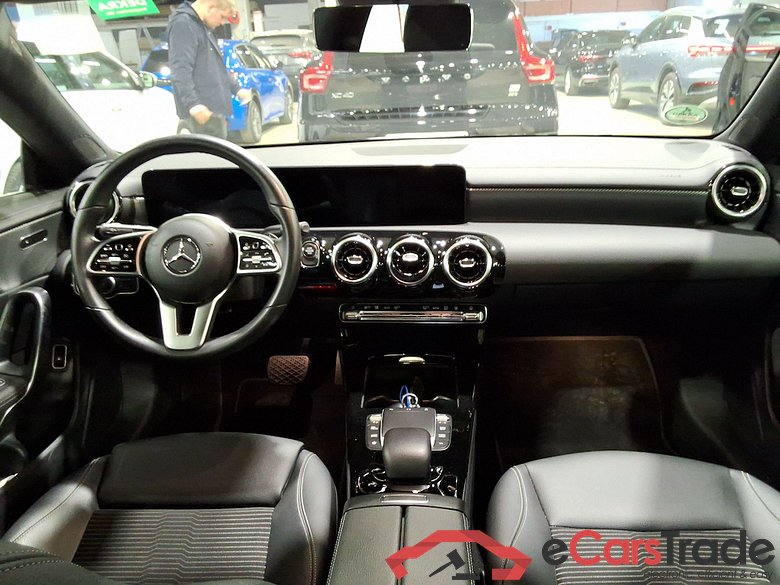MERCEDES-BENZ CLA 1.3 CLA 250 E BUSINESS SOLUTION DCT #6