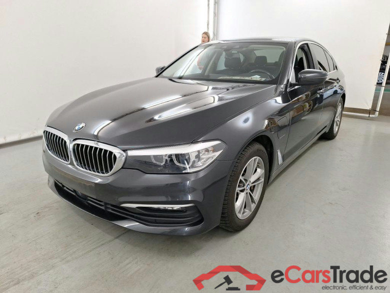 BMW 5 - 2017 530eA PHEV Performance OPF #1