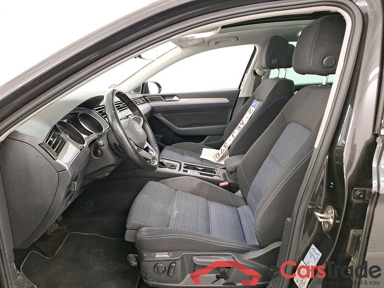 VOLKSWAGEN PASSAT VARIANT 1.4 TSI MSQ VARIANT GTE BUSINESS #5