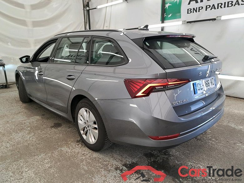 SKODA Octavia Combi / 2020 / 5P / Break 1.5 TSI mHEV e-TEC 150 DSG7 Business #2