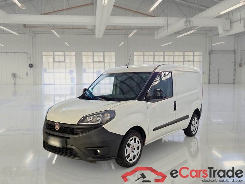 FIAT DOBLÒ CARGO / 2014 / 4P / VETT. FURGONATA CH1 LOUNGE 1.4 NAT. POWER 120CV E6D