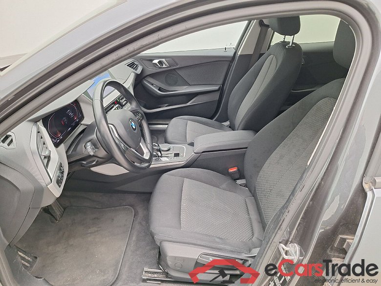 BMW, 1-serie '19, BMW 1 Reeks Hatch 118iA (100 kW) 5d #3