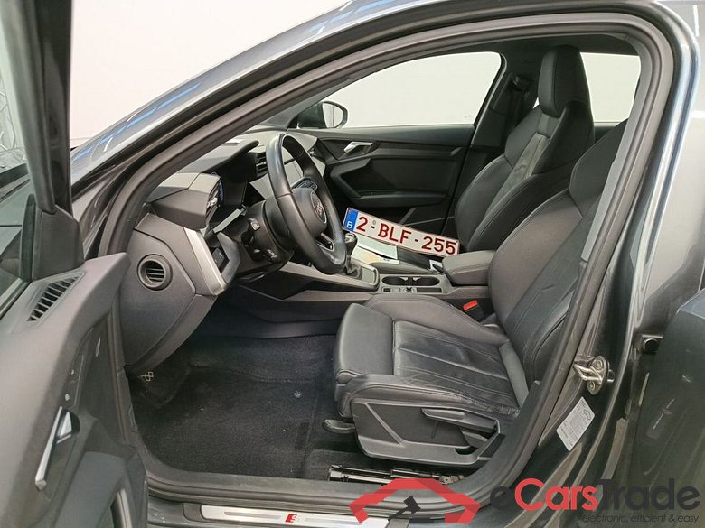 Audi A3 Sportback 1.0 30 TFSi 81kW S line 5d #3