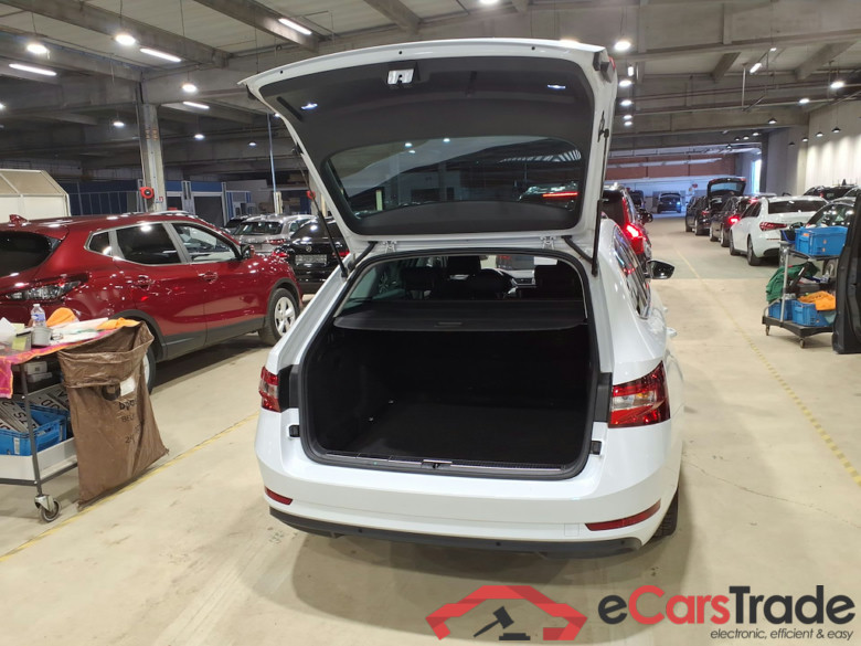 SKODA SUPERB COMBI - 2019 1.5 TSI ACT Ambition #3