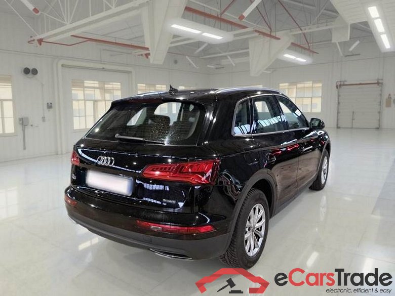AUDI Q5 / 2016 / 5P / SUV 40 TDI BUSINESS QUATTRO S TRONIC #2