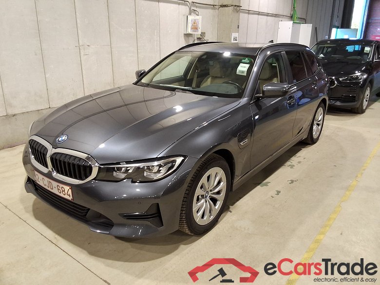 BMW 3 SERIES TOURING 2.0 330E (215KW) TOURING