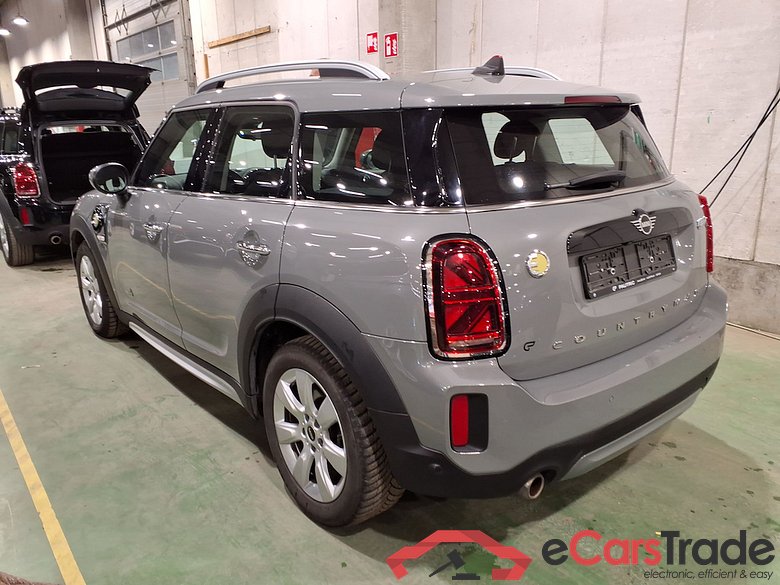 MINI COUNTRYMAN 1.5 COOPER S E 4WD AUTO #2