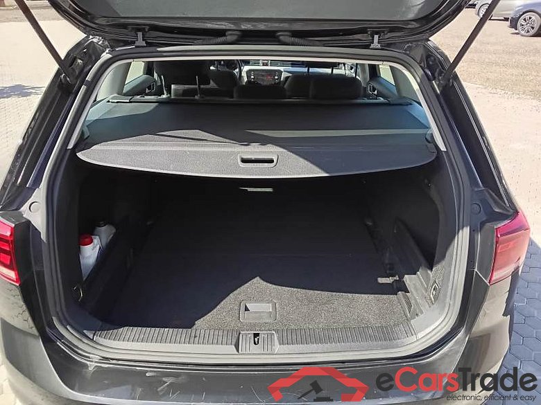 VOLKSWAGEN PASSAT / 2019 / 5P / STATION WAGON VAR. 1.5 TSI ACT BUSINESS DSG #5