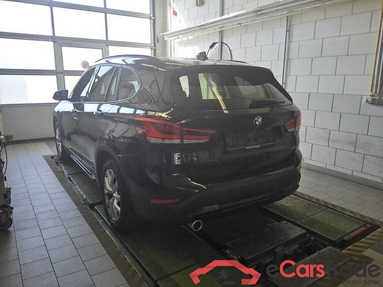BMW X1 (F48)(2015->) DE - SUV5 sDrive18i EU6d-T, Sport Line (EURO 6d-TEMP)(OPF), (Facelift) 2019 - 20 #3