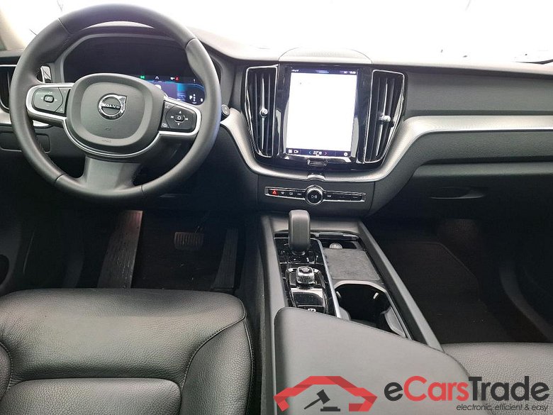 VOLVO XC60 / 2021 / 5P / SUV B4 197 Geartronic Start #5