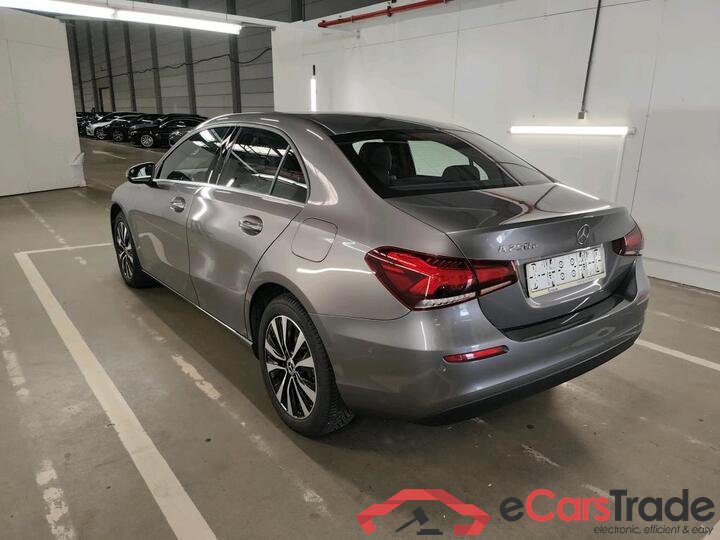 Mercedes A-Klasse Limousine A-Klasse Limousine A 250e Business Solution (PHEV) 160kW/218pk  4D/P Auto-8 #3