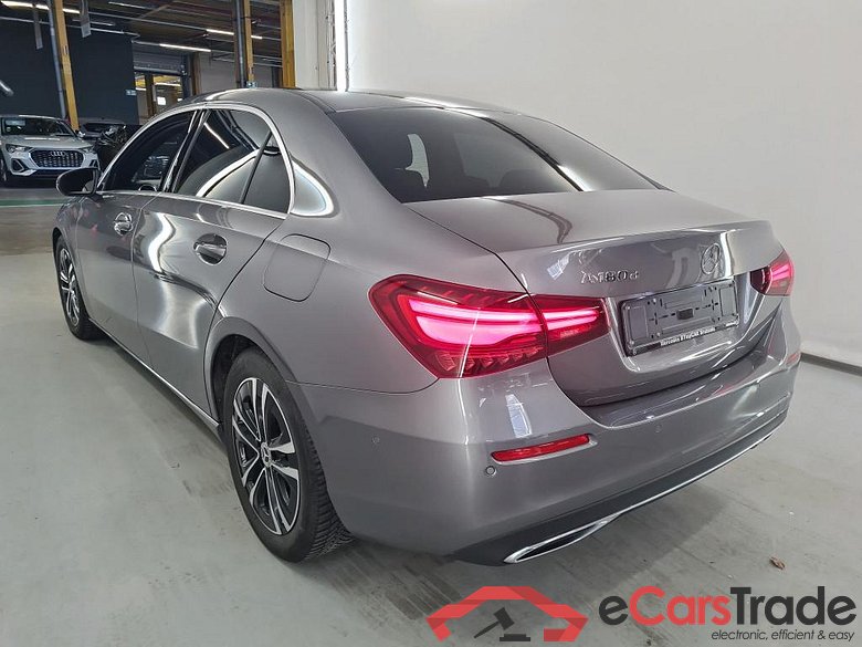 MERCEDES-BENZ A-CLASS LIMOUSINE 2.0 A 180 D BUSINESS LINE DCT #3