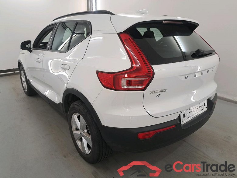 VOLVO XC40 1.5 T2 MOMENTUM CORE #3