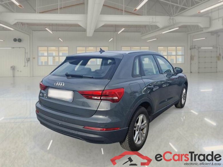 AUDI Q3 / 2018 / 5P / SUV 35 TDI S TRONIC BUSINESS #2