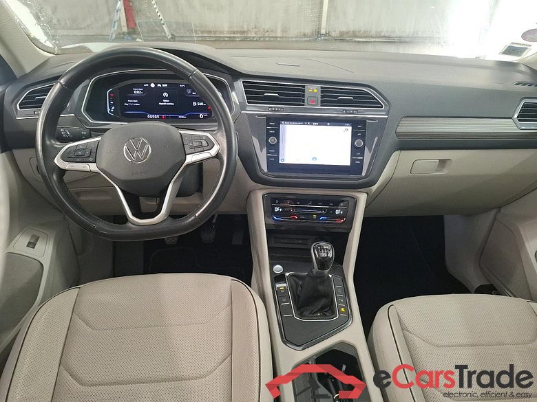 VOLKSWAGEN Tiguan Allspace / 2021 / 5P / SUV 1.5 TSI 150 BMV6 Life Busines #5