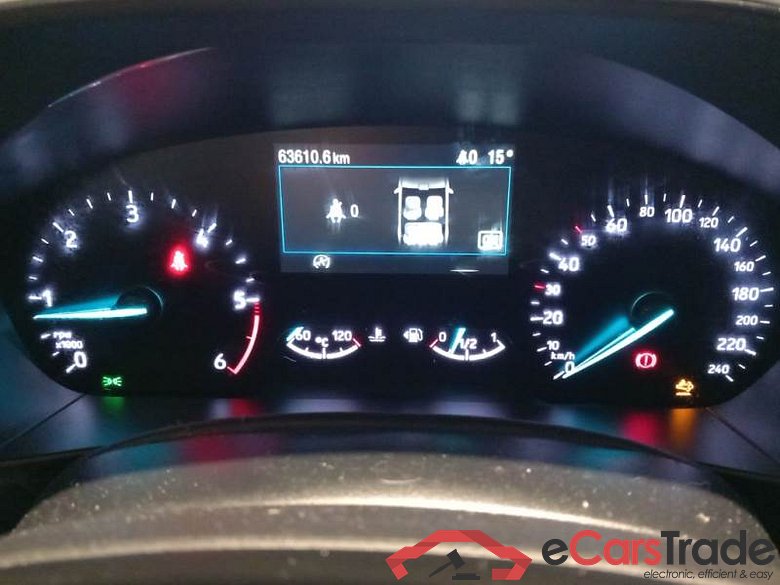 FORD FOCUS / 2018 / 5P / BERLINA 1.5 ECOBLUE 120CV BUSINESS #4