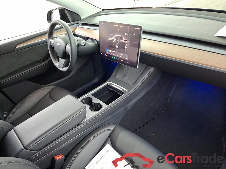 Tesla Model Y Long Range Dual Motor AWD 5D 378kW #6