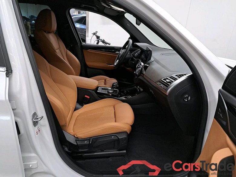 BMW - BMW X3 xDrive30e 292PK Pack Travel & Business With Heated Seats & Parking Assistant Plus & Pano Roof   * HYBRID * #3