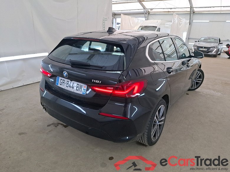 BMW Série 1 / 2019 / 5P / Berline 118i DKG7 Business Design / VO RECONDITIONNE - PHOTOS AVANT RECONDITIONNEMENT #3