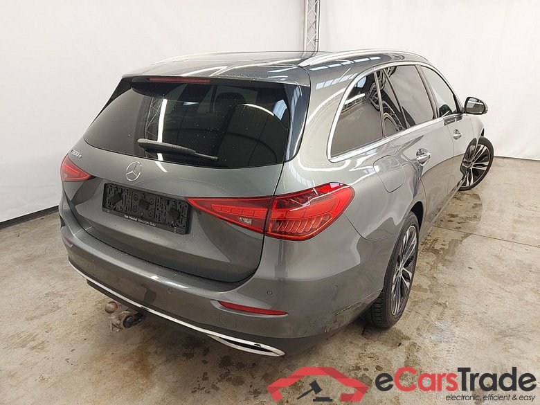 Mercedes-Benz C-Klasse Break C 300 e Luxury Line 5d #2